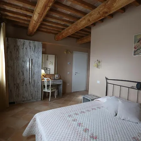 Villa Marietta Country House - Marche Montemaggiore al Metauro Room photo